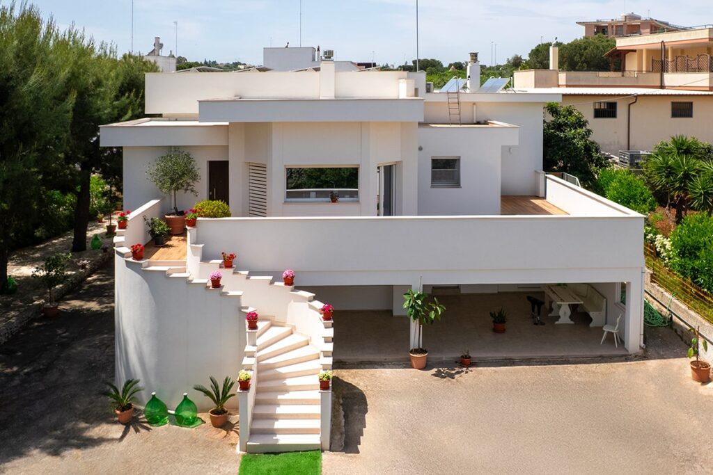 Progetto di ristrutturazione facciata esterna - Lovece